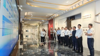 数据助推产业发展 江苏省数据局一行到九游j9官方网站_九游（中国）
调研走访